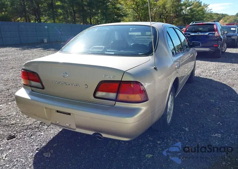 1999 Nissan Maxima Gle/Gxe/Se/Se-L z USA, uszkodzony, nr VIN JN1CA21D2XT804786